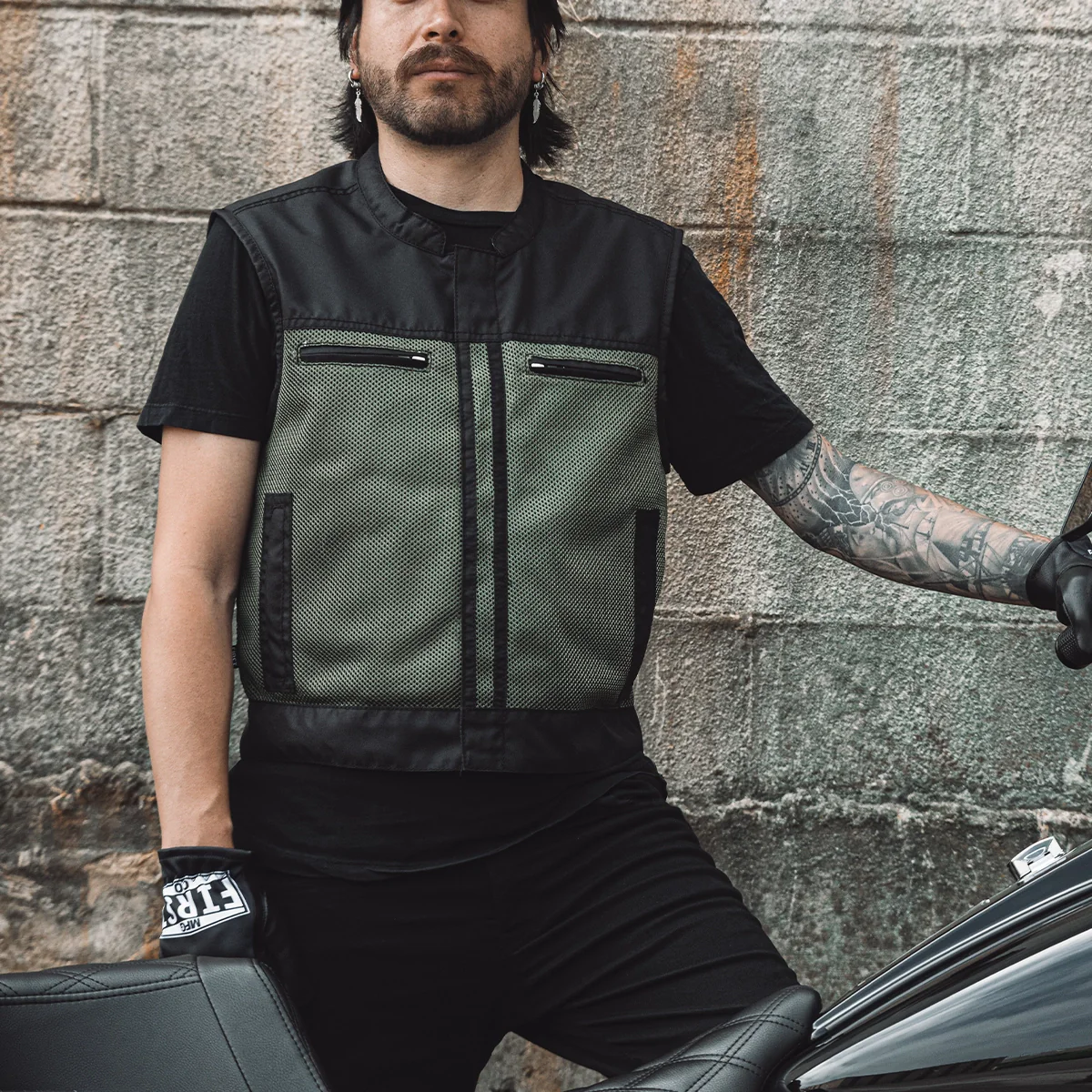 Lowrider Moto Mesh Men's Motorcycle Vest - Image 24