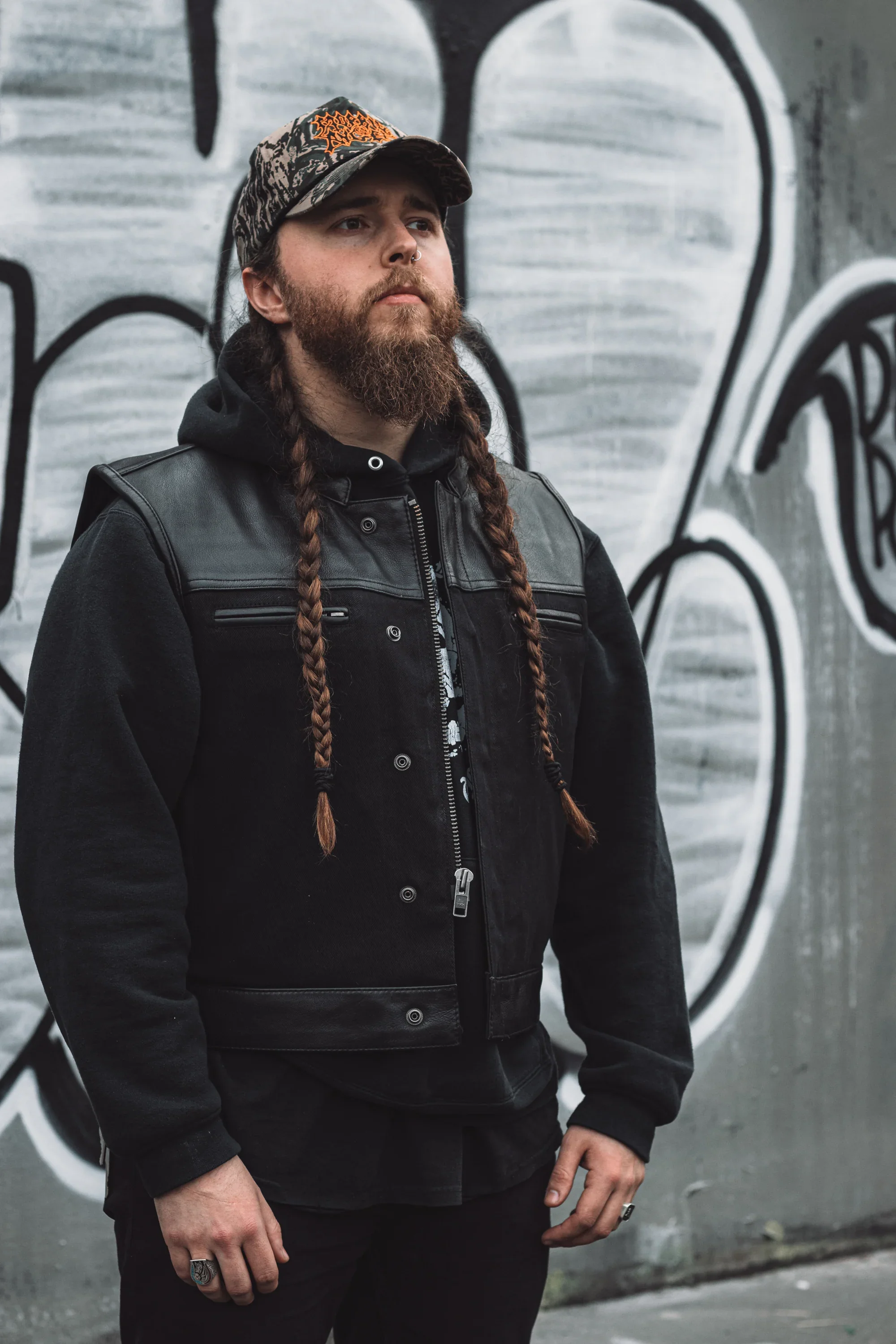Lowrider Men's Motorcycle Leather/Twill Vest - Image 9